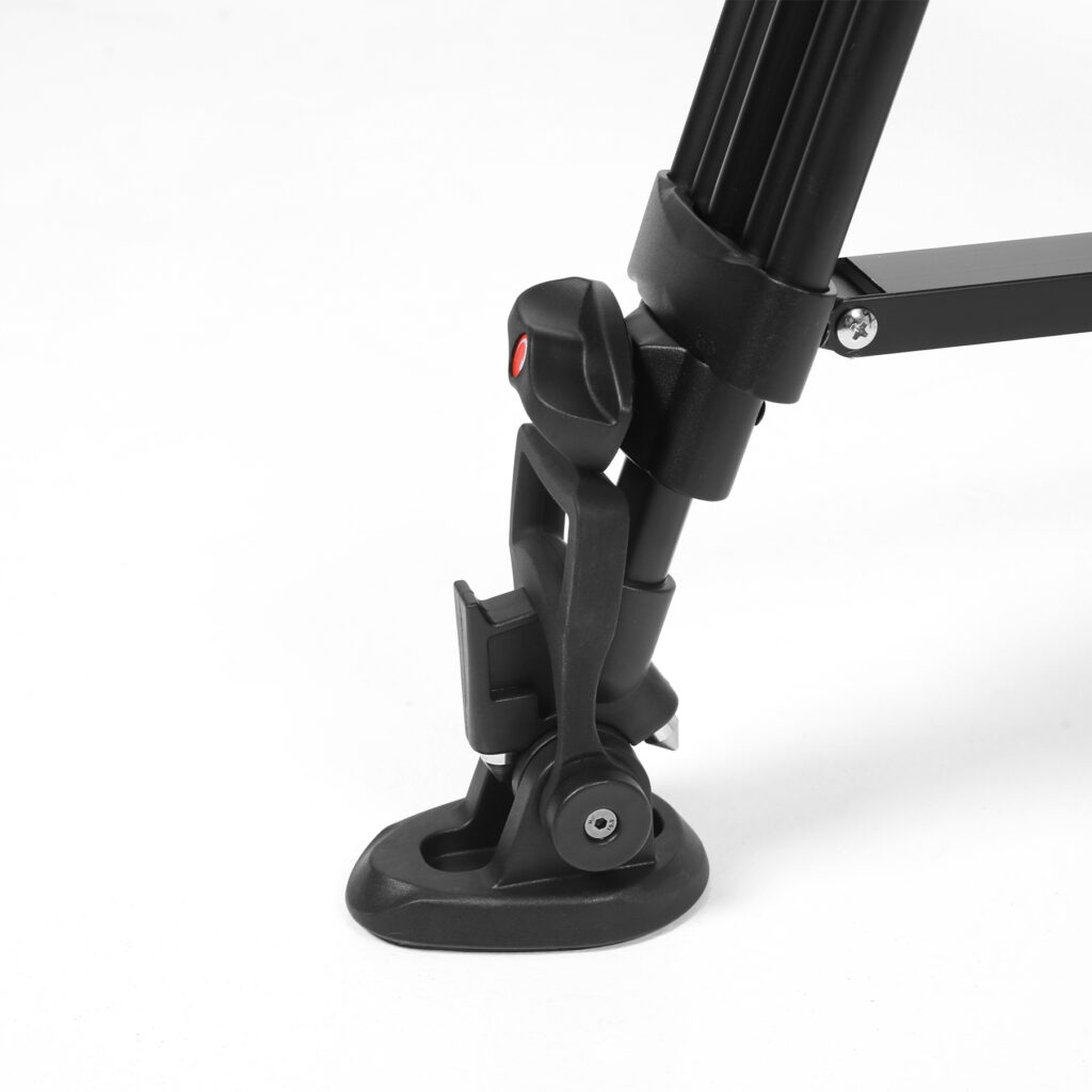 GVM Aluminum Camera Video Tripod DX16 with Fluid Head System 1 马蹄脚