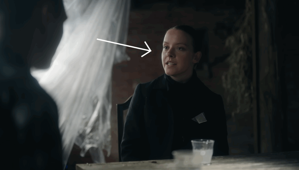 Movie Studio Lights & Film Lights: Color Science for Ideal Cinematic Tones 6 Cinematic portrait demonstrating the impact of precise film lights on mood and character.