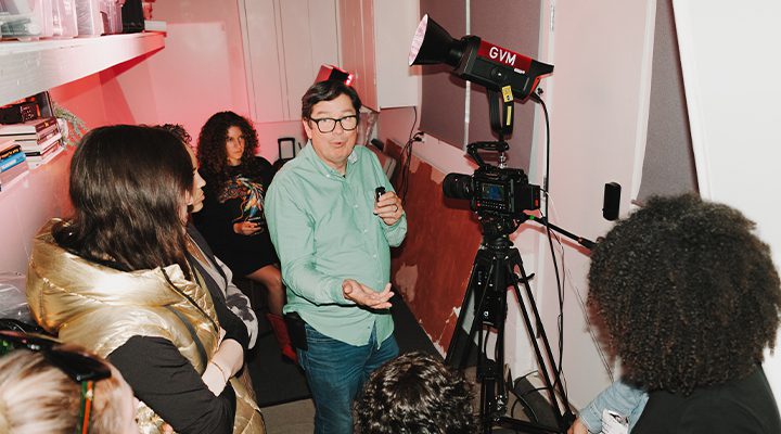 Easy Cinematic Lighting Setup for YouTube Videos 2 Education4