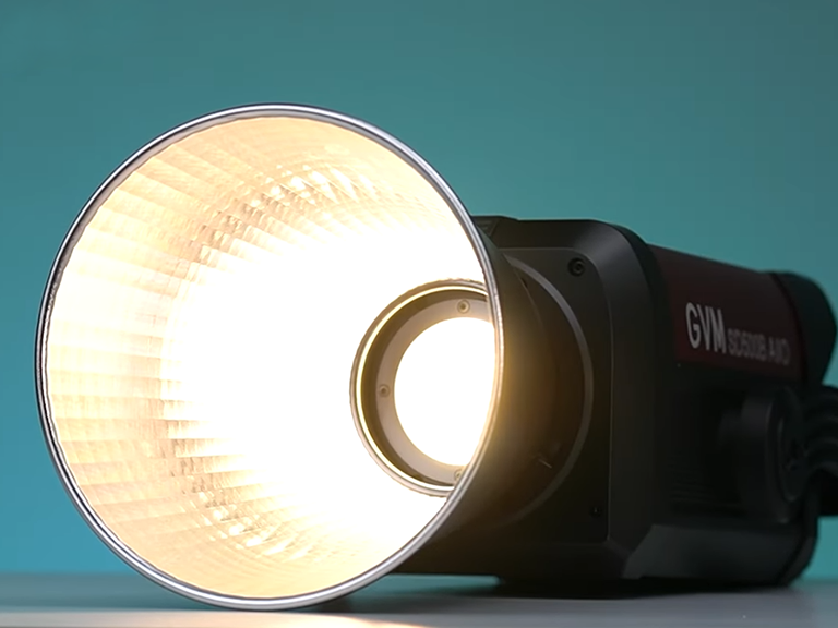 GVM SD500B AIO high-power COB LED light with reflector for advanced product photography lighting workflows.