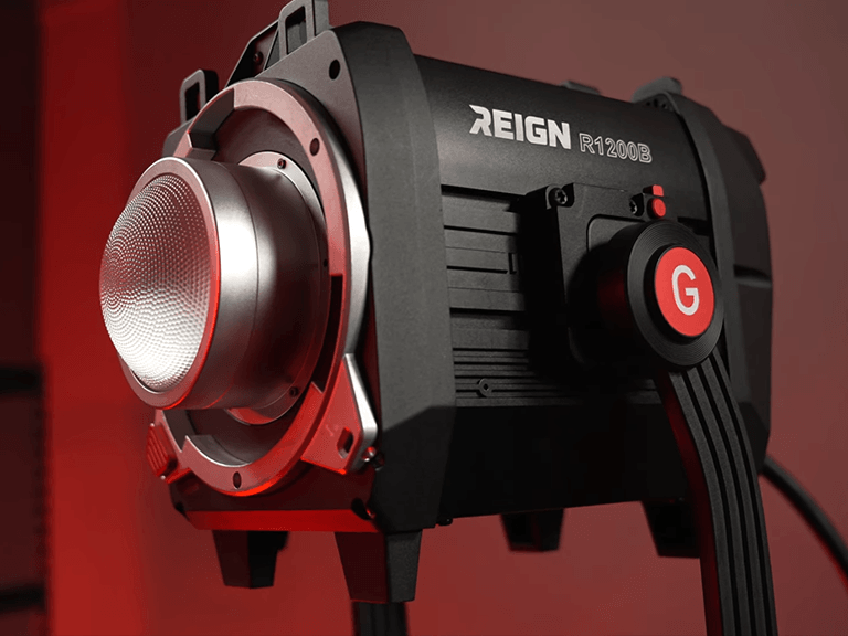 Lighting for Filmmaking Guide: The 10 Best Movie Lights in 2026 4 r1200b 20260325 01